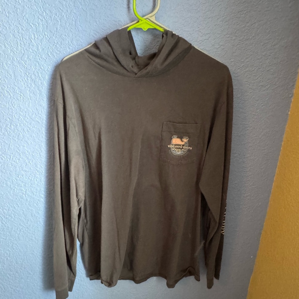 Vineyard vines hoodie